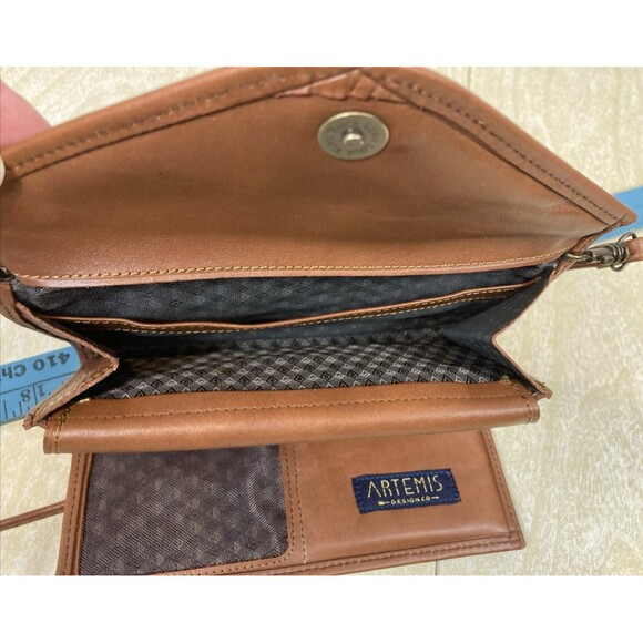 Artemis Design Co Sumak Kilim Wallet Purse Crossbody w/ Removable Shoulder Strap - Picture 13 of 15